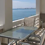 Beachhouse Apartment