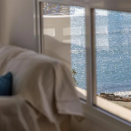 Апартаменты Beachhouse *