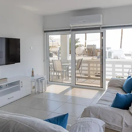 Beachhouse Апартаменты *