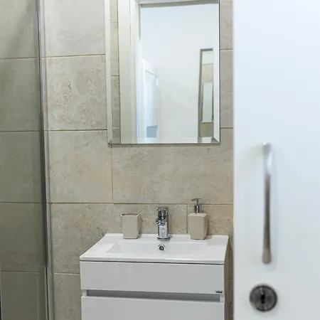 Beachhouse Appartamento Larnaca