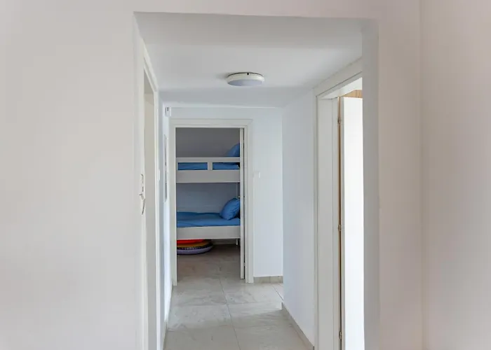 Beachhouse Λάρνακα