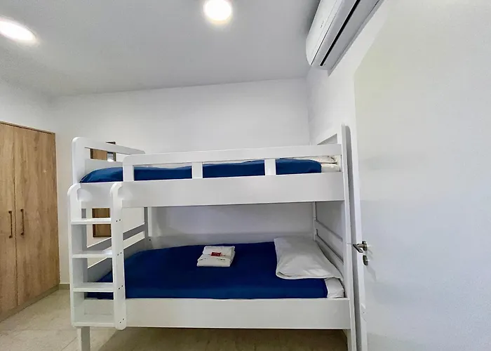 Beachhouse * Larnaca