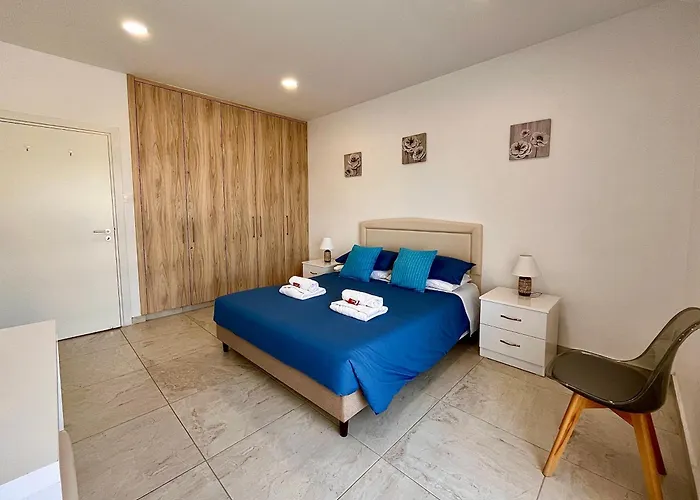 Beachhouse Λάρνακα