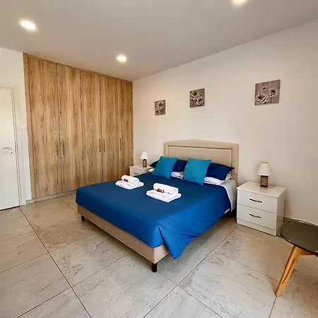 Beachhouse Larnaca